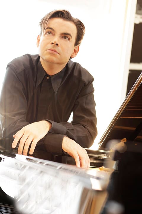 Dejan Lazić