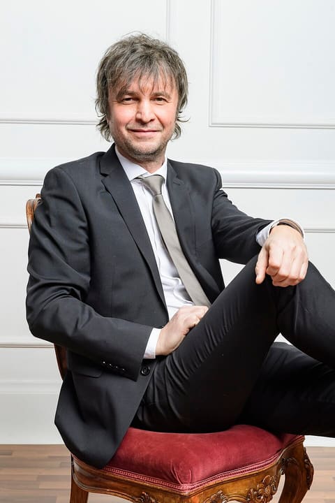 Hrutka Róbert